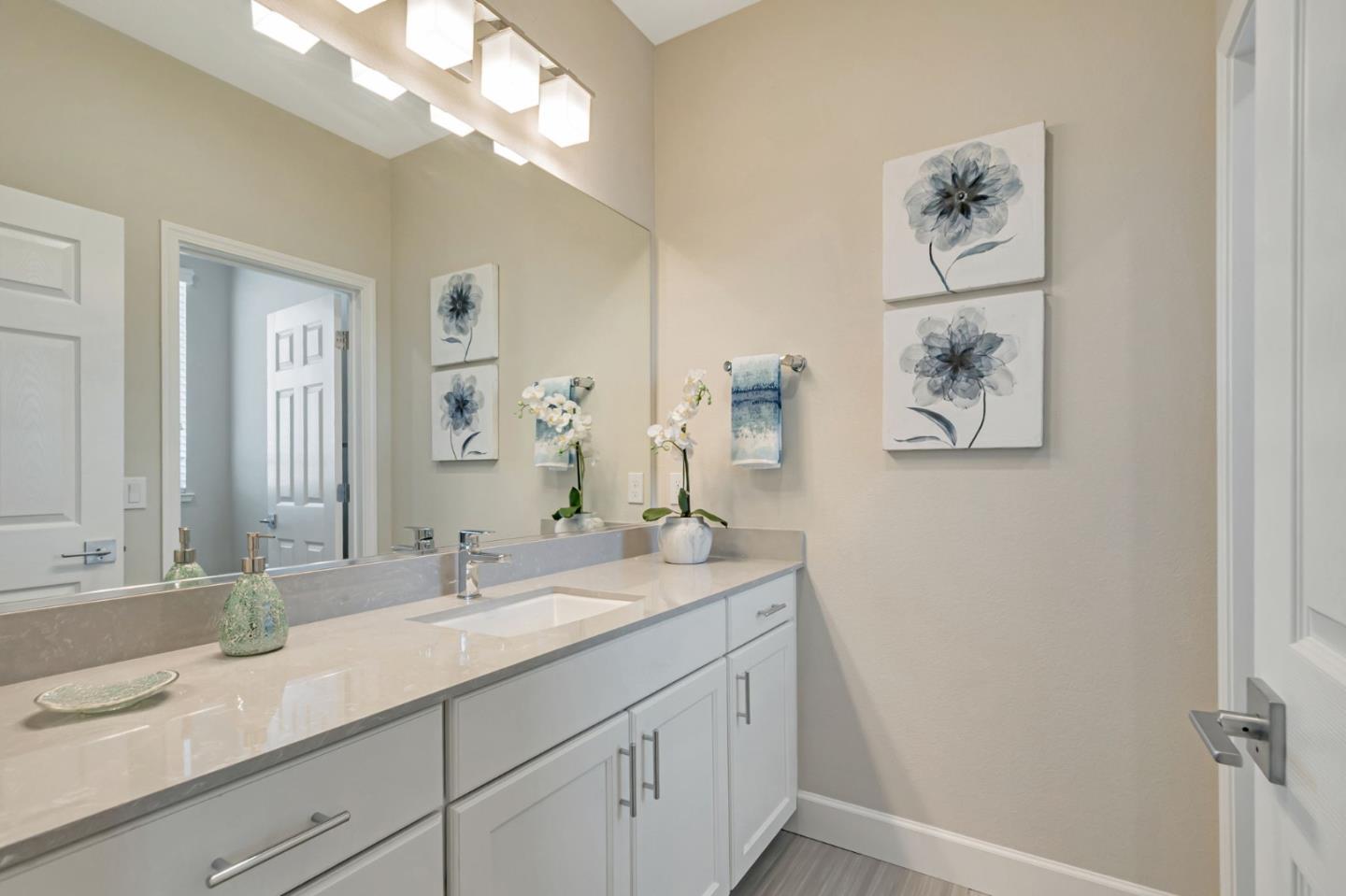 Detail Gallery Image 26 of 38 For 350 Hearst Dr, Milpitas,  CA 95035 - 3 Beds | 3/1 Baths