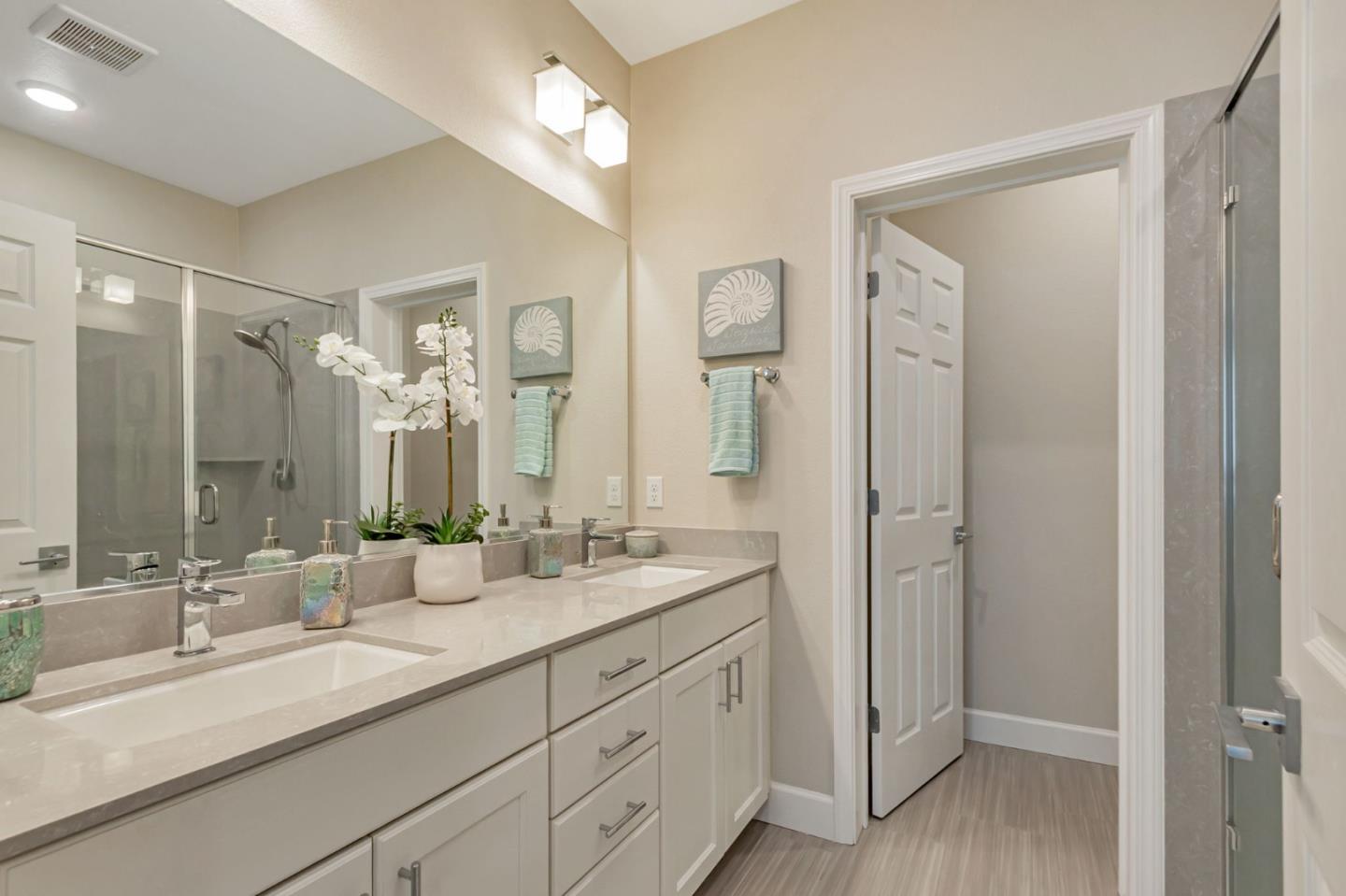 Detail Gallery Image 29 of 38 For 350 Hearst Dr, Milpitas,  CA 95035 - 3 Beds | 3/1 Baths