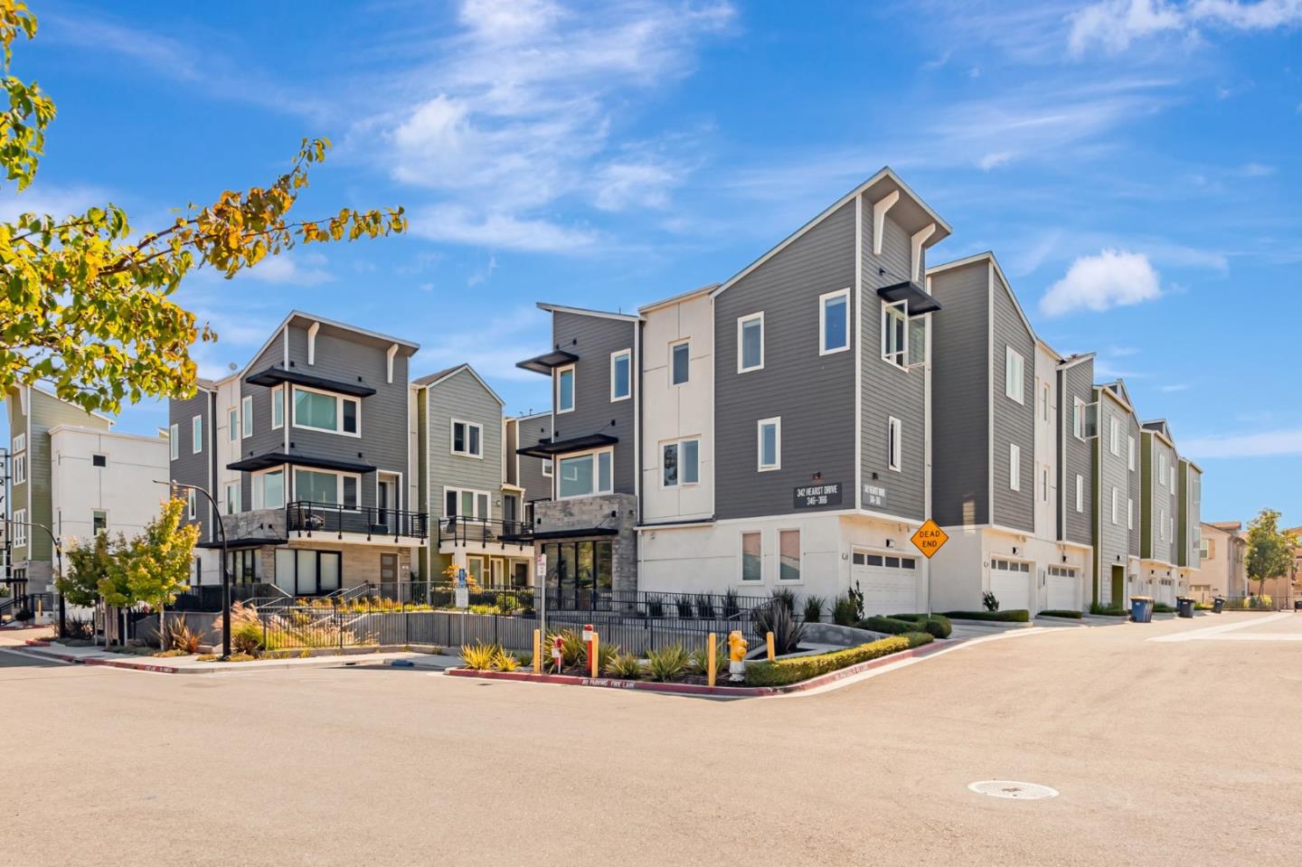 Detail Gallery Image 37 of 38 For 350 Hearst Dr, Milpitas,  CA 95035 - 3 Beds | 3/1 Baths