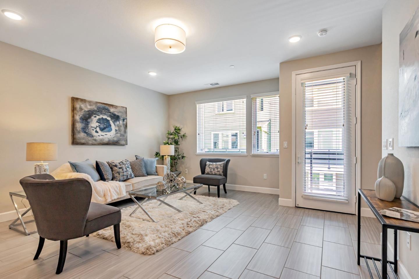 Detail Gallery Image 6 of 38 For 350 Hearst Dr, Milpitas,  CA 95035 - 3 Beds | 3/1 Baths