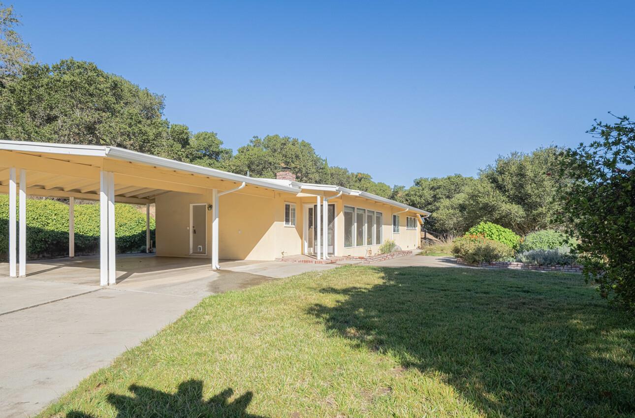 Detail Gallery Image 11 of 43 For 399 Laurel Ln, Salinas,  CA 93908 - 3 Beds | 2 Baths