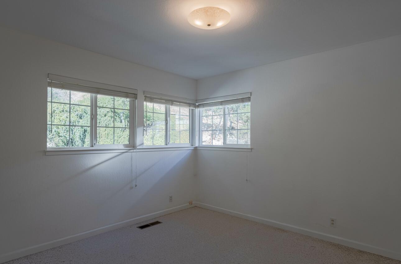 Detail Gallery Image 24 of 43 For 399 Laurel Ln, Salinas,  CA 93908 - 3 Beds | 2 Baths