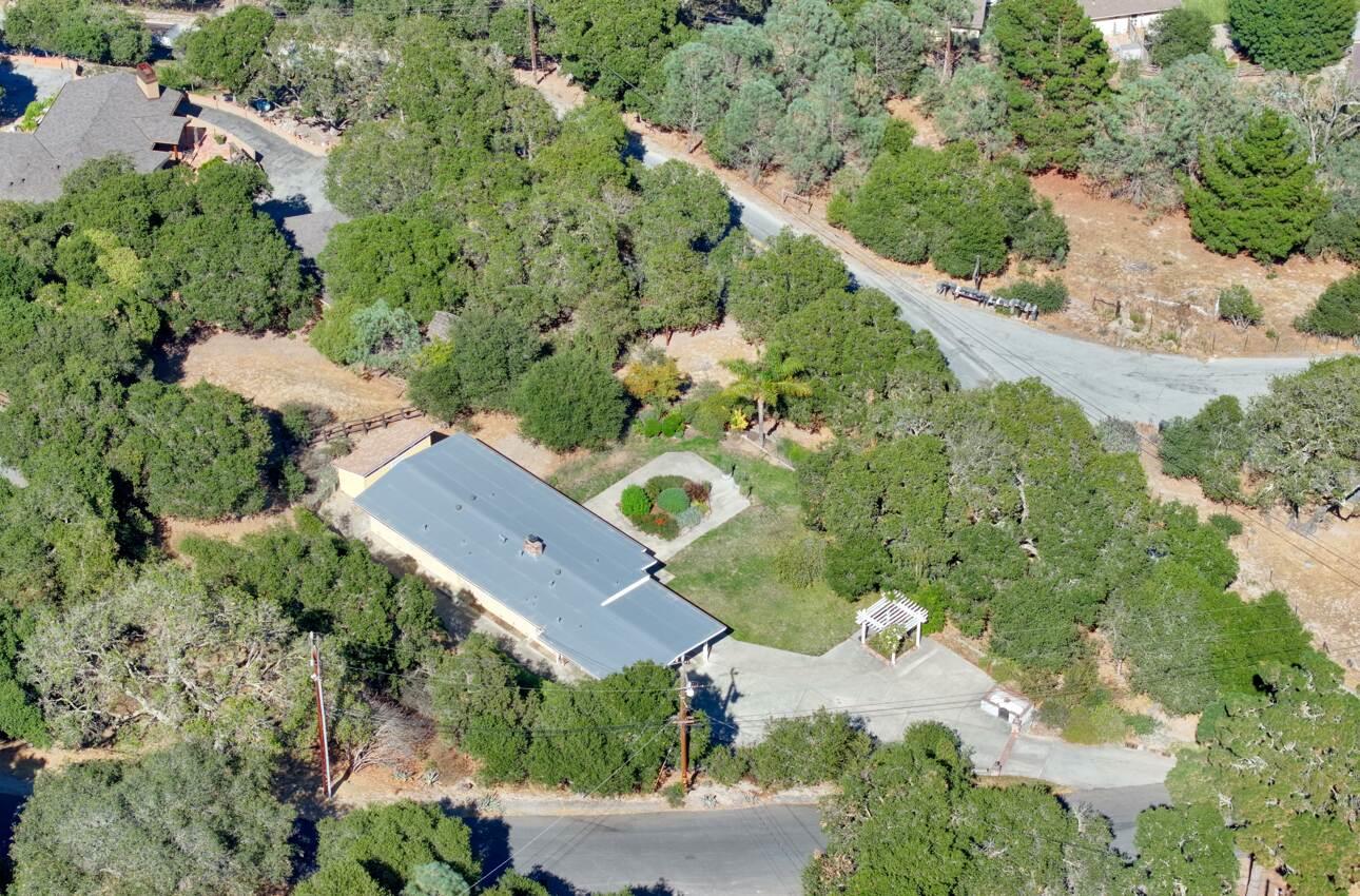 Detail Gallery Image 3 of 43 For 399 Laurel Ln, Salinas,  CA 93908 - 3 Beds | 2 Baths