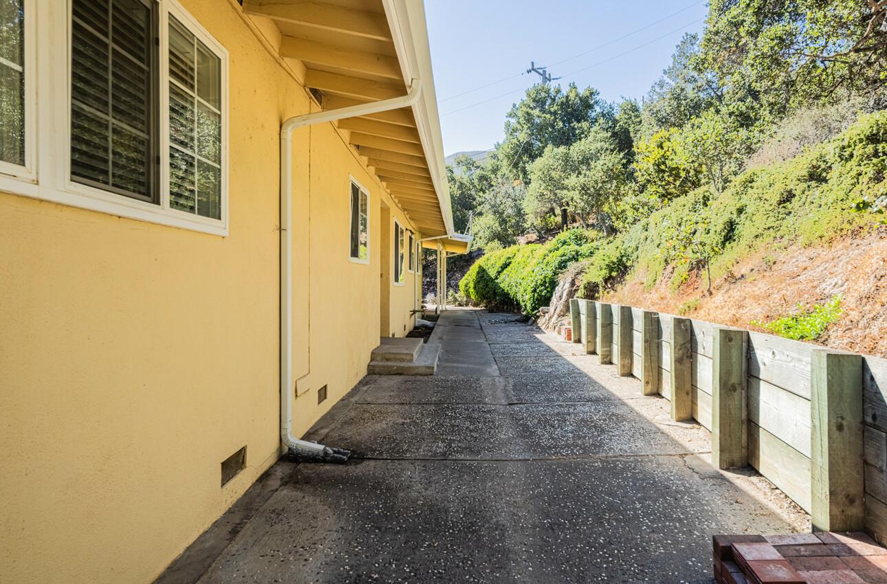 Detail Gallery Image 39 of 43 For 399 Laurel Ln, Salinas,  CA 93908 - 3 Beds | 2 Baths