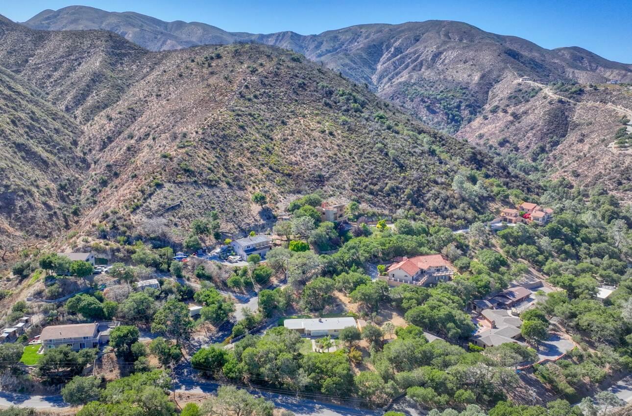 Detail Gallery Image 8 of 43 For 399 Laurel Ln, Salinas,  CA 93908 - 3 Beds | 2 Baths