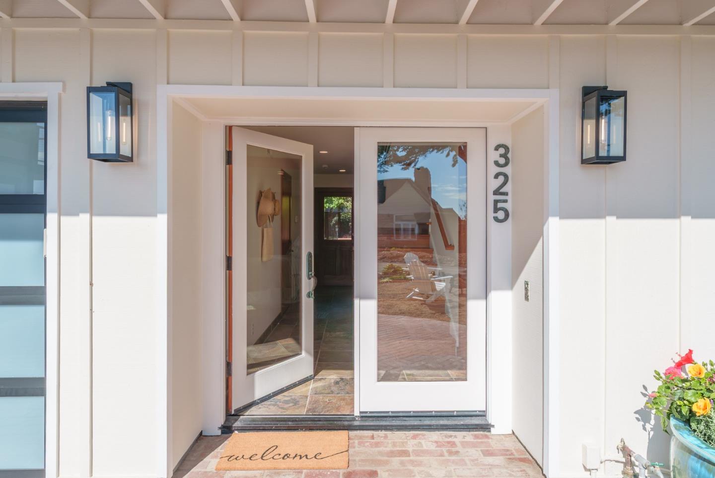 Detail Gallery Image 7 of 61 For 325 Kingsbury Dr, Aptos,  CA 95003 - 3 Beds | 2/1 Baths