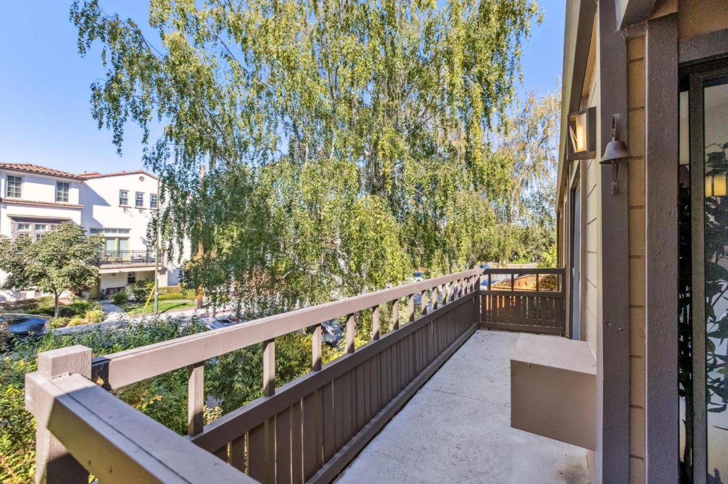 Detail Gallery Image 17 of 57 For 1963 Rock St #4,  Mountain View,  CA 94043 - 3 Beds | 3 Baths