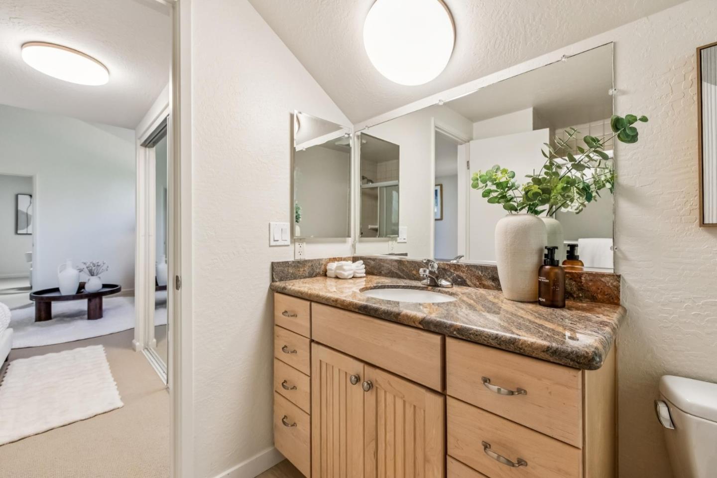 Detail Gallery Image 48 of 57 For 1963 Rock St #4,  Mountain View,  CA 94043 - 3 Beds | 3 Baths