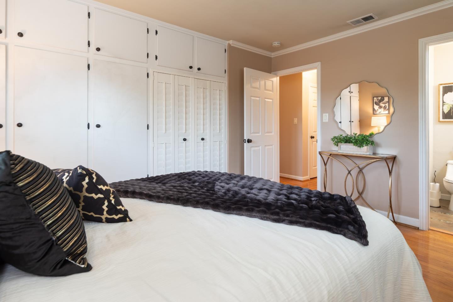 Detail Gallery Image 16 of 28 For 695 Cupples Ct, Santa Clara,  CA 95051 - 3 Beds | 2 Baths