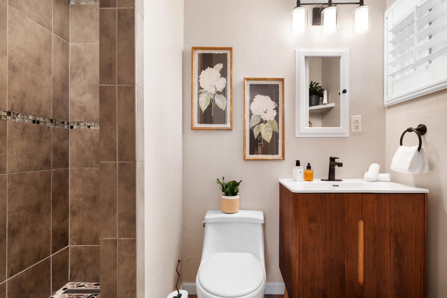 Detail Gallery Image 17 of 28 For 695 Cupples Ct, Santa Clara,  CA 95051 - 3 Beds | 2 Baths