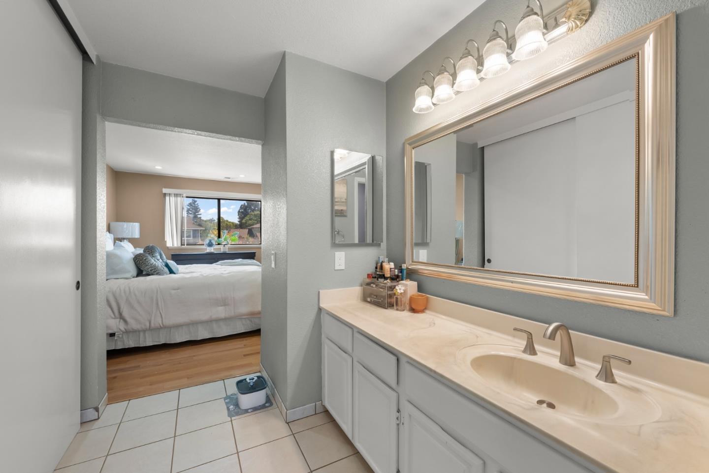 Detail Gallery Image 34 of 61 For 5274 Sunny Orchard Ln, San Jose,  CA 95135 - 4 Beds | 2/1 Baths