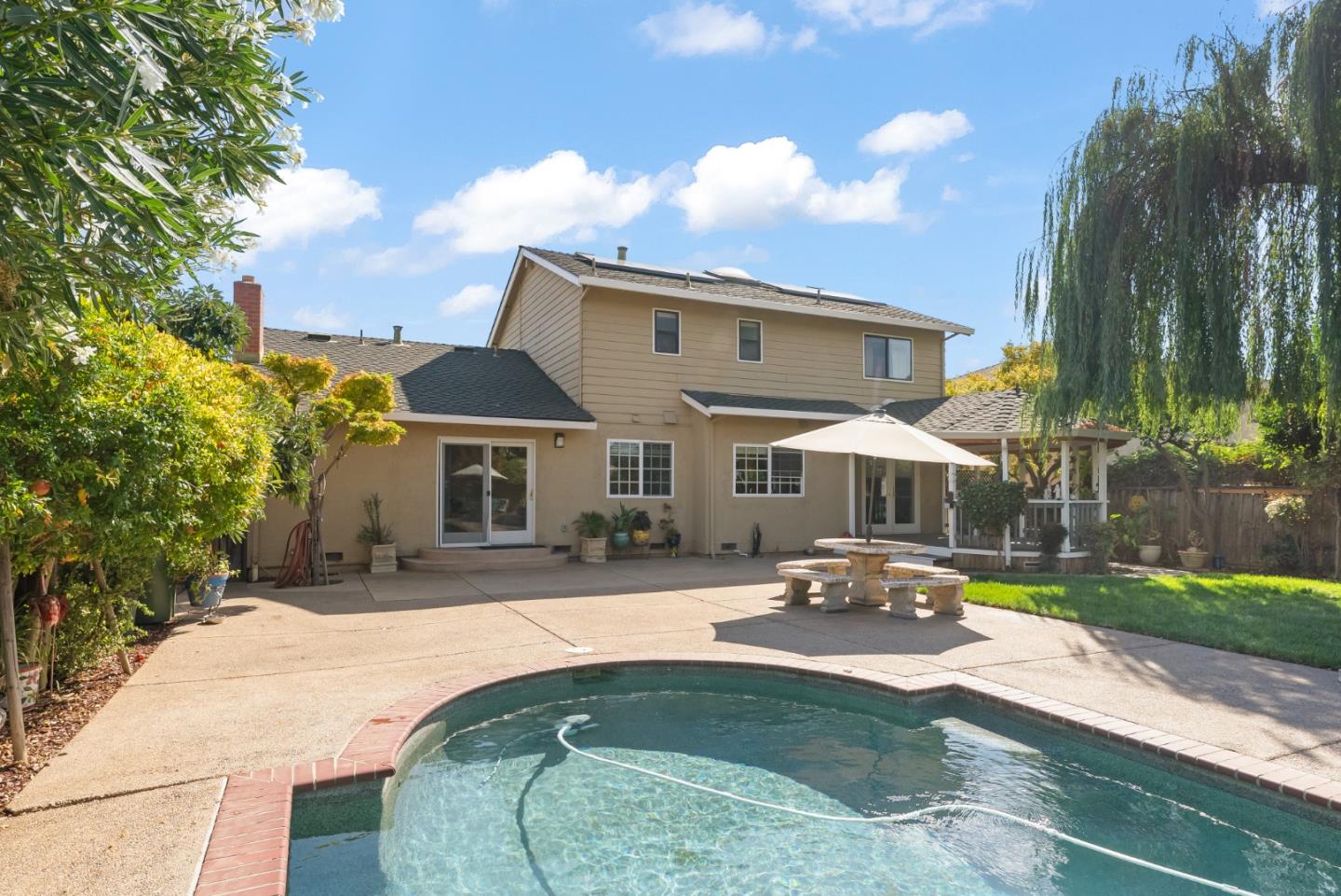 Detail Gallery Image 43 of 61 For 5274 Sunny Orchard Ln, San Jose,  CA 95135 - 4 Beds | 2/1 Baths