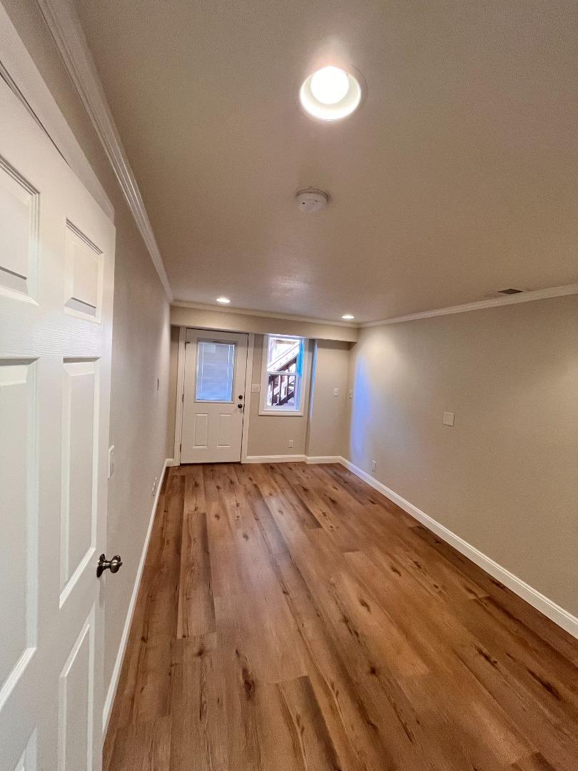 Detail Gallery Image 23 of 24 For 14 Dickens Ct, San Carlos,  CA 94070 - 5 Beds | 4 Baths