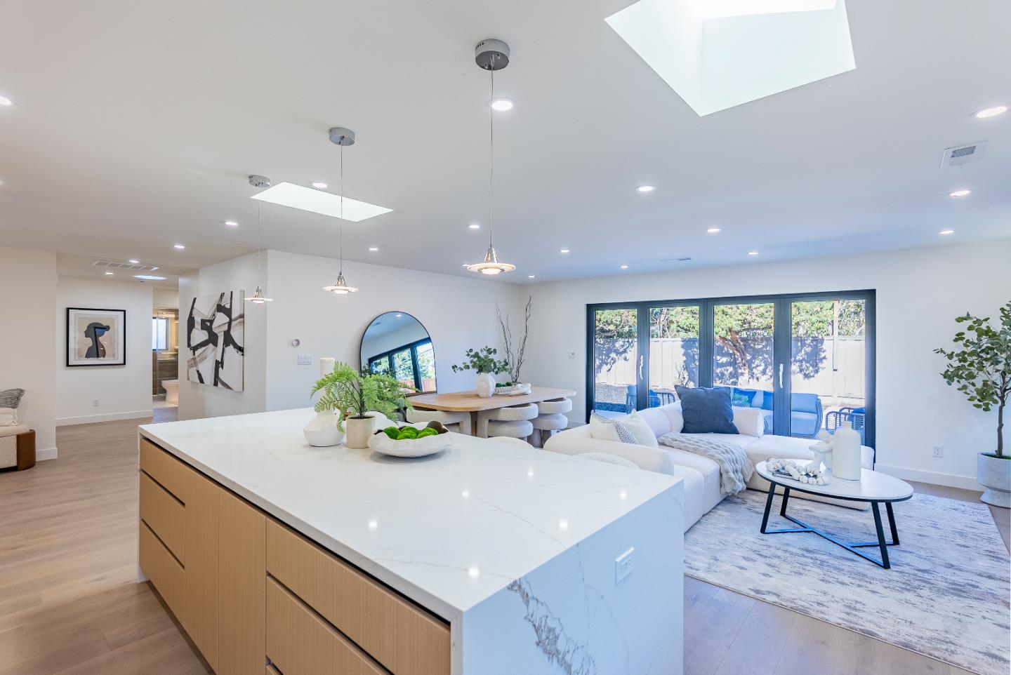 Detail Gallery Image 16 of 37 For 3310 Kirk Rd, San Jose,  CA 95124 - 4 Beds | 3/1 Baths