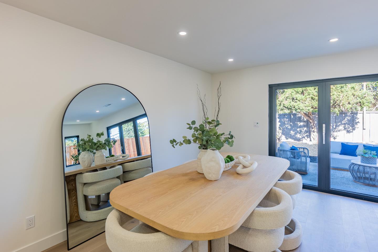 Detail Gallery Image 20 of 37 For 3310 Kirk Rd, San Jose,  CA 95124 - 4 Beds | 3/1 Baths