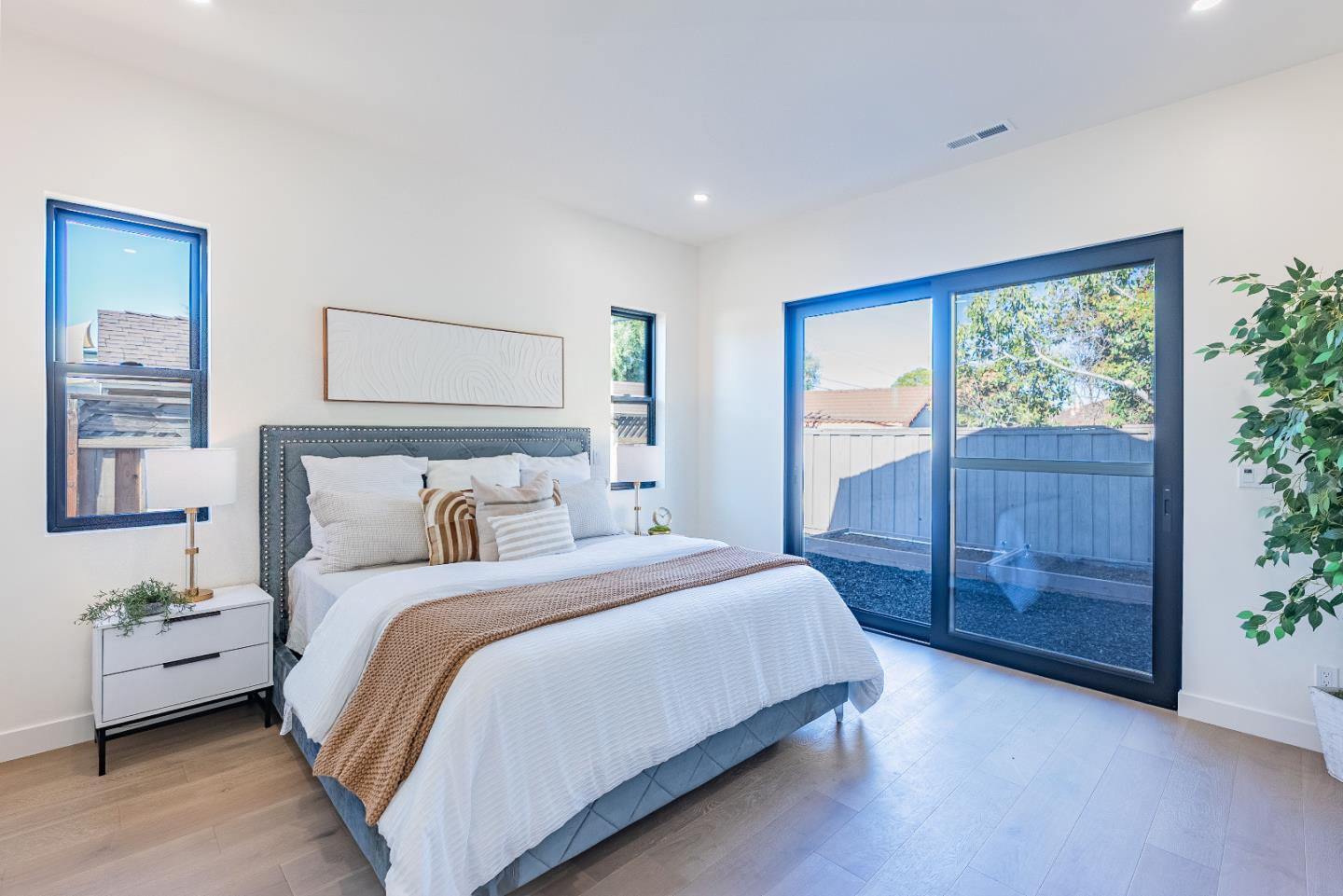 Detail Gallery Image 29 of 37 For 3310 Kirk Rd, San Jose,  CA 95124 - 4 Beds | 3/1 Baths