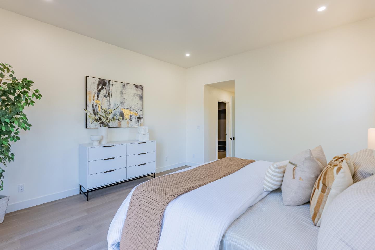 Detail Gallery Image 30 of 37 For 3310 Kirk Rd, San Jose,  CA 95124 - 4 Beds | 3/1 Baths