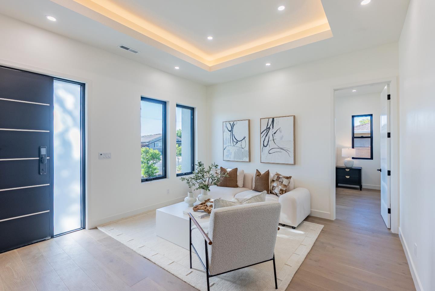 Detail Gallery Image 6 of 37 For 3310 Kirk Rd, San Jose,  CA 95124 - 4 Beds | 3/1 Baths