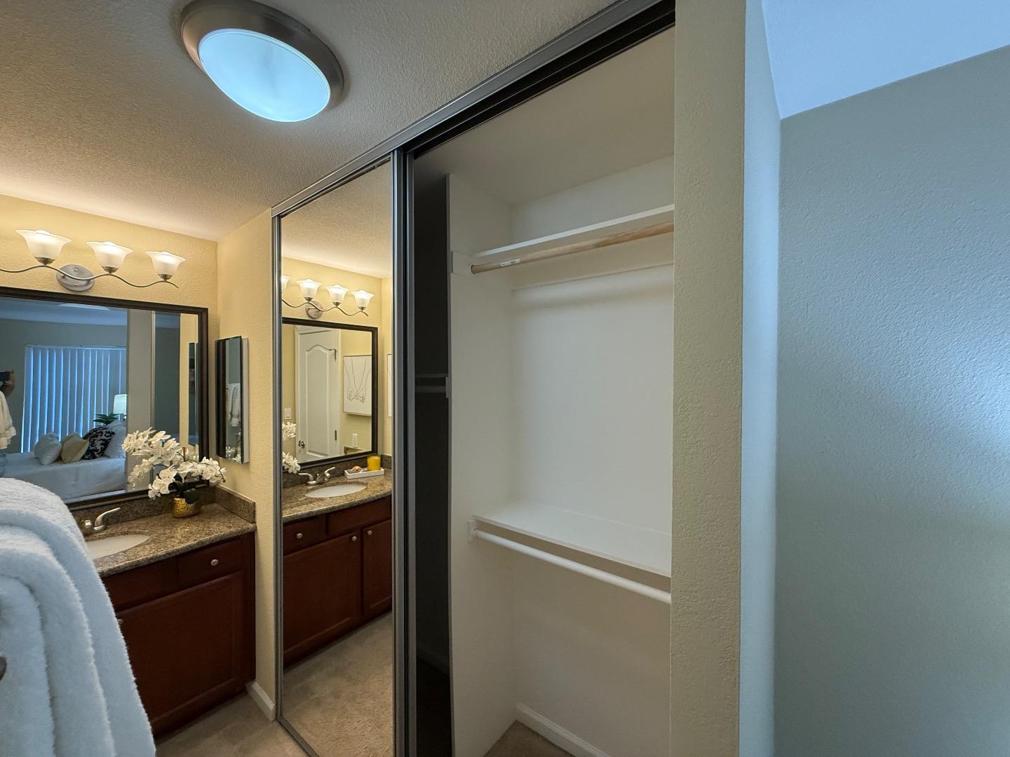 Detail Gallery Image 24 of 41 For 496 Dempsey Rd #199,  Milpitas,  CA 95035 - 2 Beds | 1 Baths