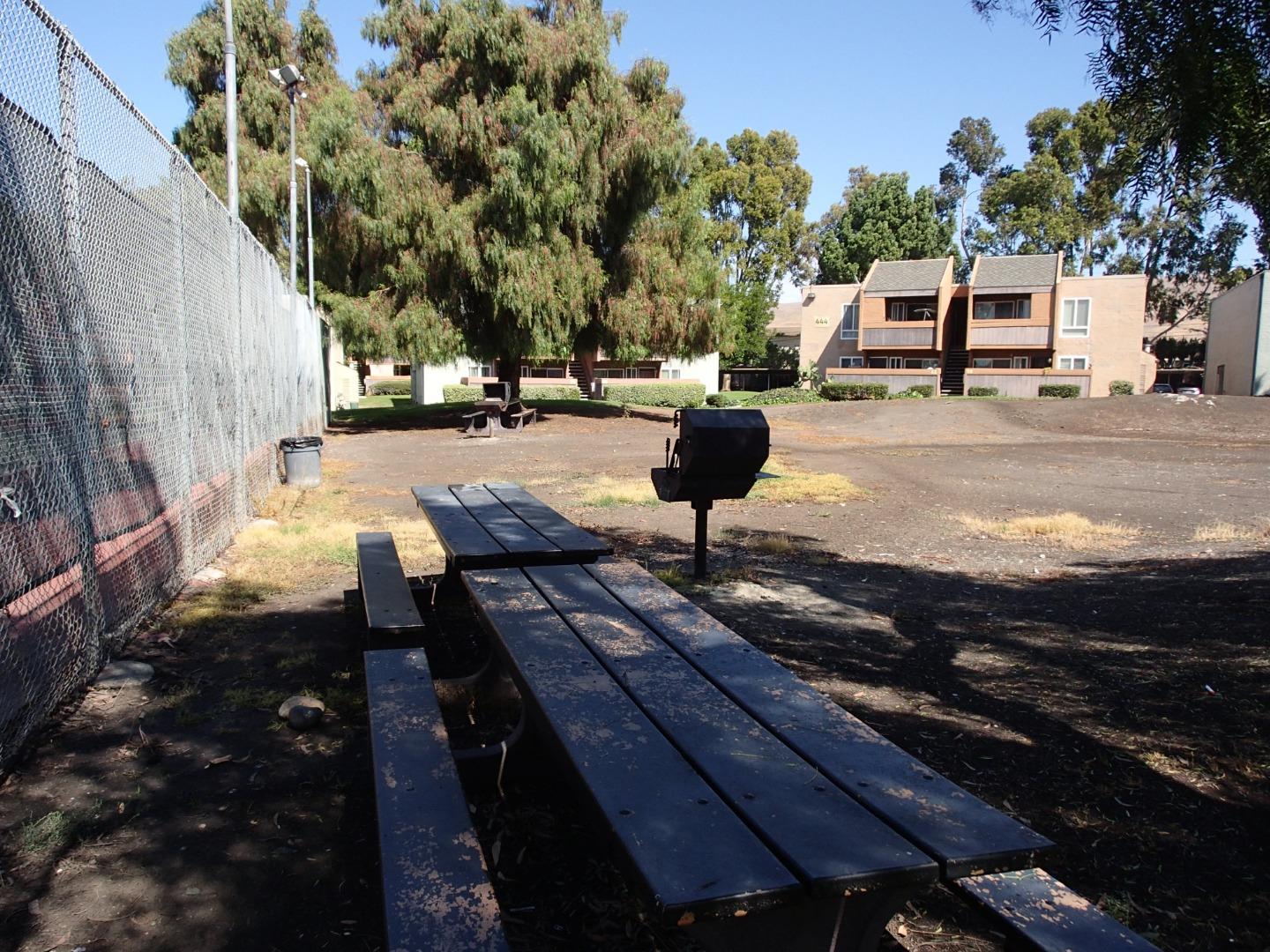 Detail Gallery Image 37 of 41 For 496 Dempsey Rd #199,  Milpitas,  CA 95035 - 2 Beds | 1 Baths