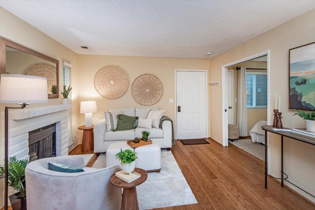 Detail Gallery Image 5 of 26 For 3200 La Terrace Cir, San Jose,  CA 95123 - 1 Beds | 1 Baths