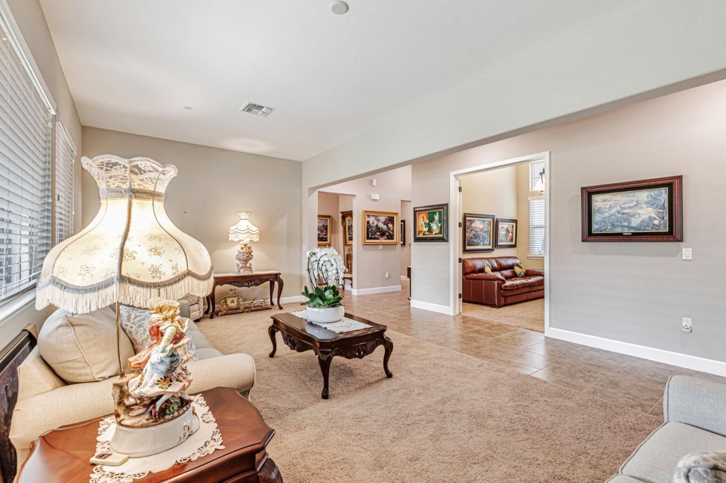 Detail Gallery Image 11 of 54 For 7832 Cobblestone Ct, Gilroy,  CA 95020 - 4 Beds | 3/1 Baths