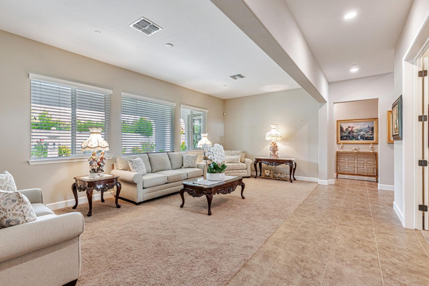 Detail Gallery Image 12 of 54 For 7832 Cobblestone Ct, Gilroy,  CA 95020 - 4 Beds | 3/1 Baths