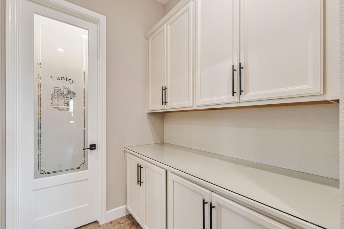 Detail Gallery Image 33 of 54 For 7832 Cobblestone Ct, Gilroy,  CA 95020 - 4 Beds | 3/1 Baths