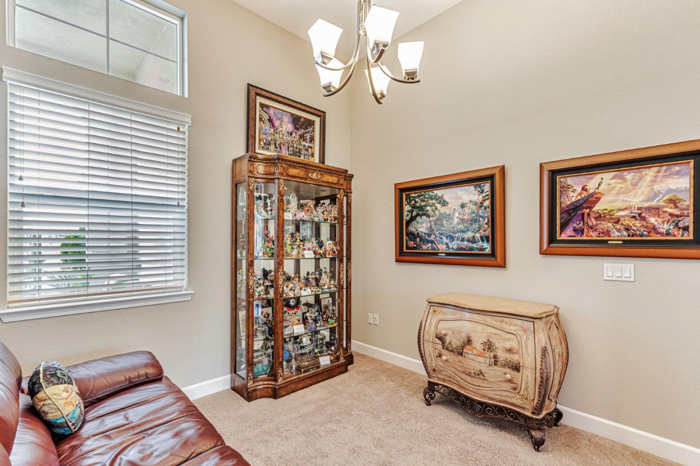 Detail Gallery Image 6 of 54 For 7832 Cobblestone Ct, Gilroy,  CA 95020 - 4 Beds | 3/1 Baths