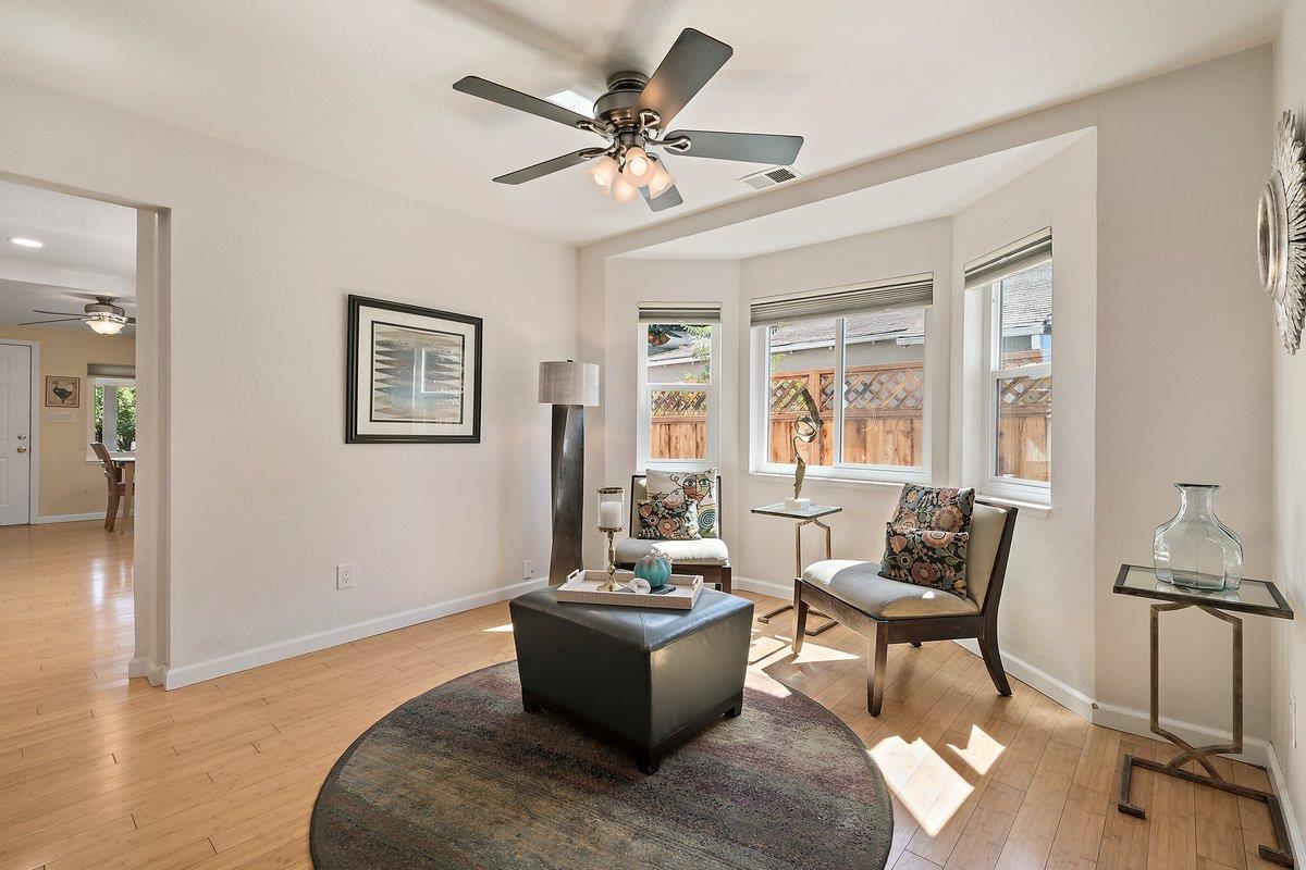 Detail Gallery Image 3 of 31 For 986 Spencer Ave, San Jose,  CA 95125 - 3 Beds | 2 Baths