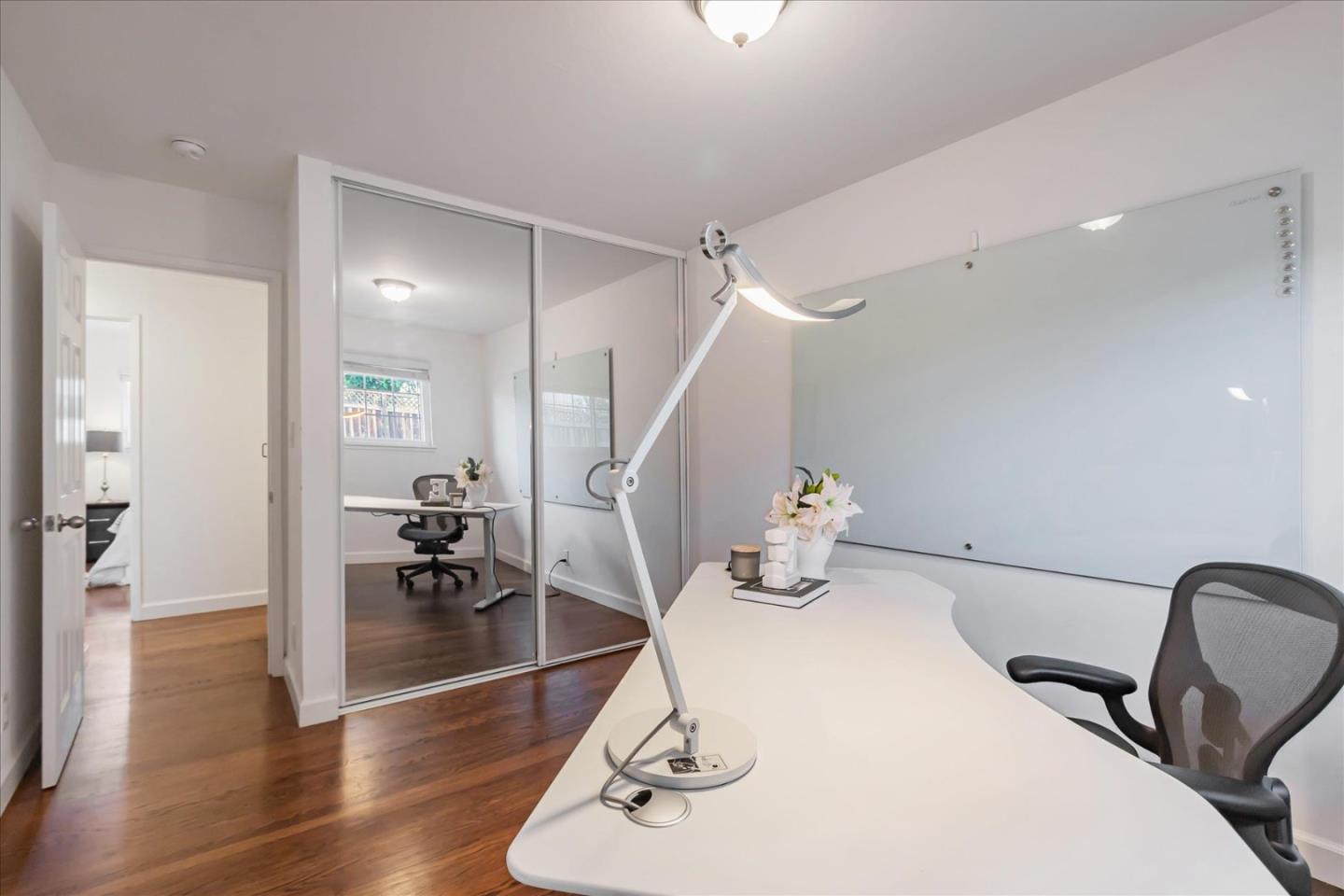 Detail Gallery Image 16 of 34 For 751 San Pablo Dr, Mountain View,  CA 94043 - 4 Beds | 2 Baths