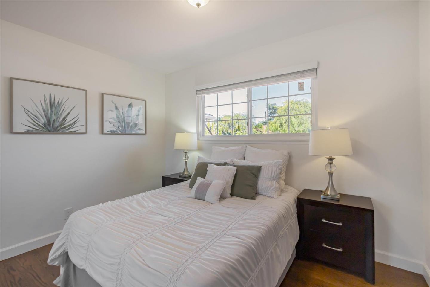 Detail Gallery Image 19 of 34 For 751 San Pablo Dr, Mountain View,  CA 94043 - 4 Beds | 2 Baths