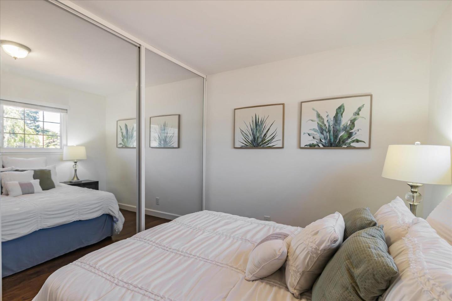 Detail Gallery Image 20 of 34 For 751 San Pablo Dr, Mountain View,  CA 94043 - 4 Beds | 2 Baths