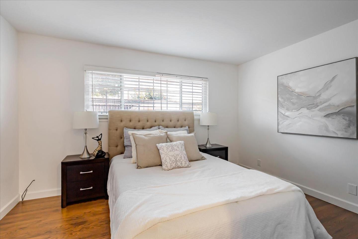 Detail Gallery Image 21 of 34 For 751 San Pablo Dr, Mountain View,  CA 94043 - 4 Beds | 2 Baths