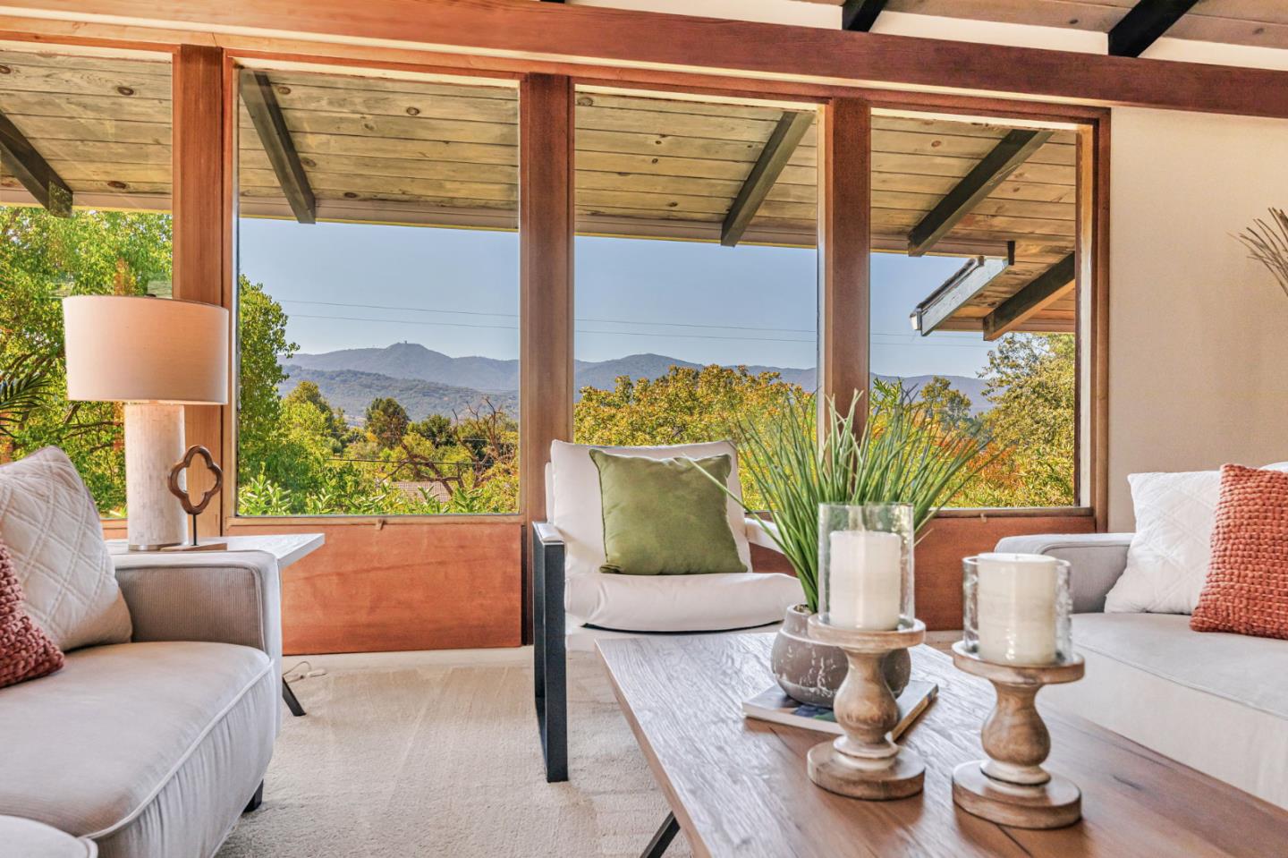 Detail Gallery Image 10 of 57 For 18950 Graystone Ln, San Jose,  CA 95120 - 3 Beds | 2/1 Baths