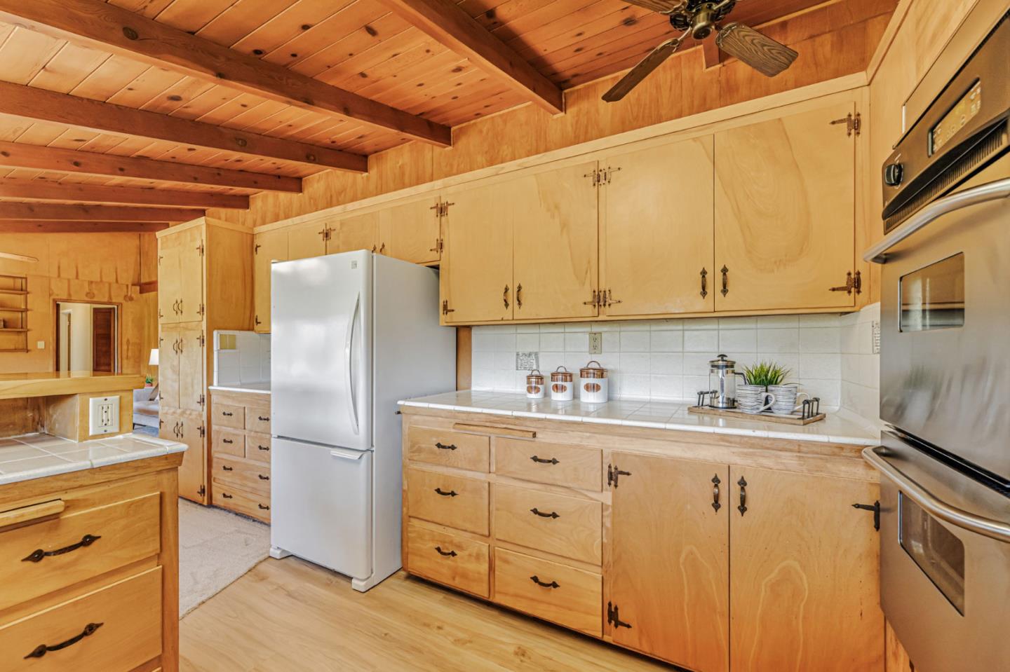 Detail Gallery Image 15 of 57 For 18950 Graystone Ln, San Jose,  CA 95120 - 3 Beds | 2/1 Baths