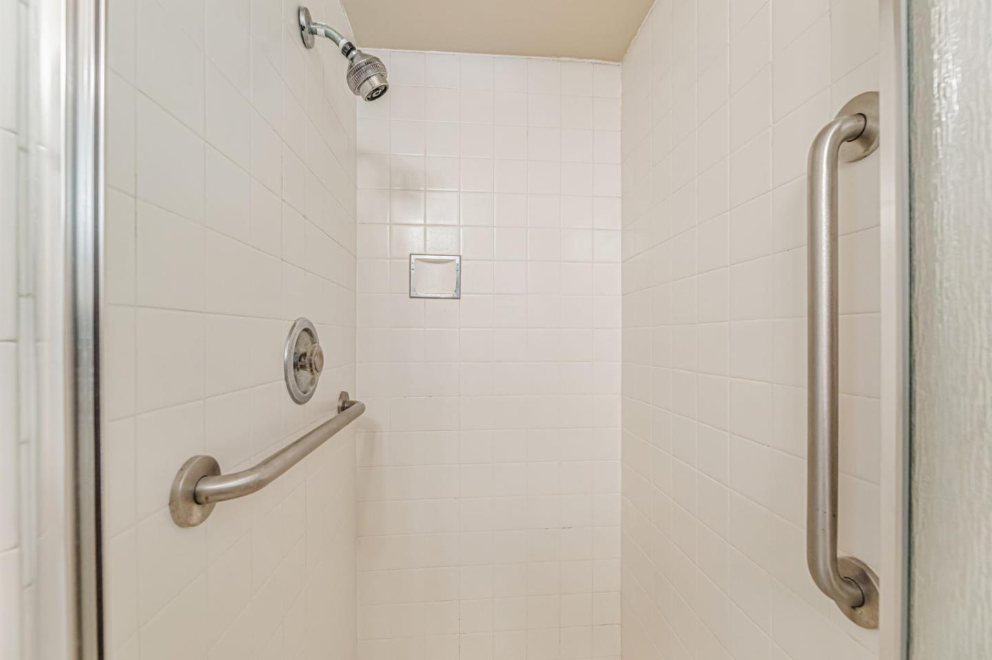 Detail Gallery Image 20 of 57 For 18950 Graystone Ln, San Jose,  CA 95120 - 3 Beds | 2/1 Baths