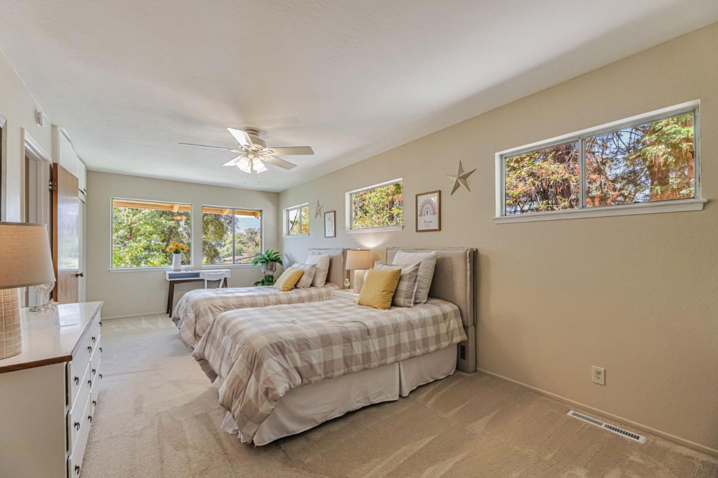 Detail Gallery Image 23 of 57 For 18950 Graystone Ln, San Jose,  CA 95120 - 3 Beds | 2/1 Baths