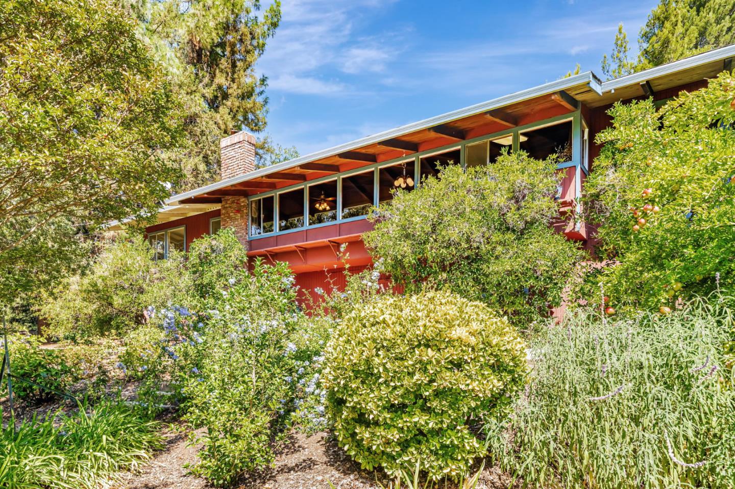 Detail Gallery Image 39 of 57 For 18950 Graystone Ln, San Jose,  CA 95120 - 3 Beds | 2/1 Baths