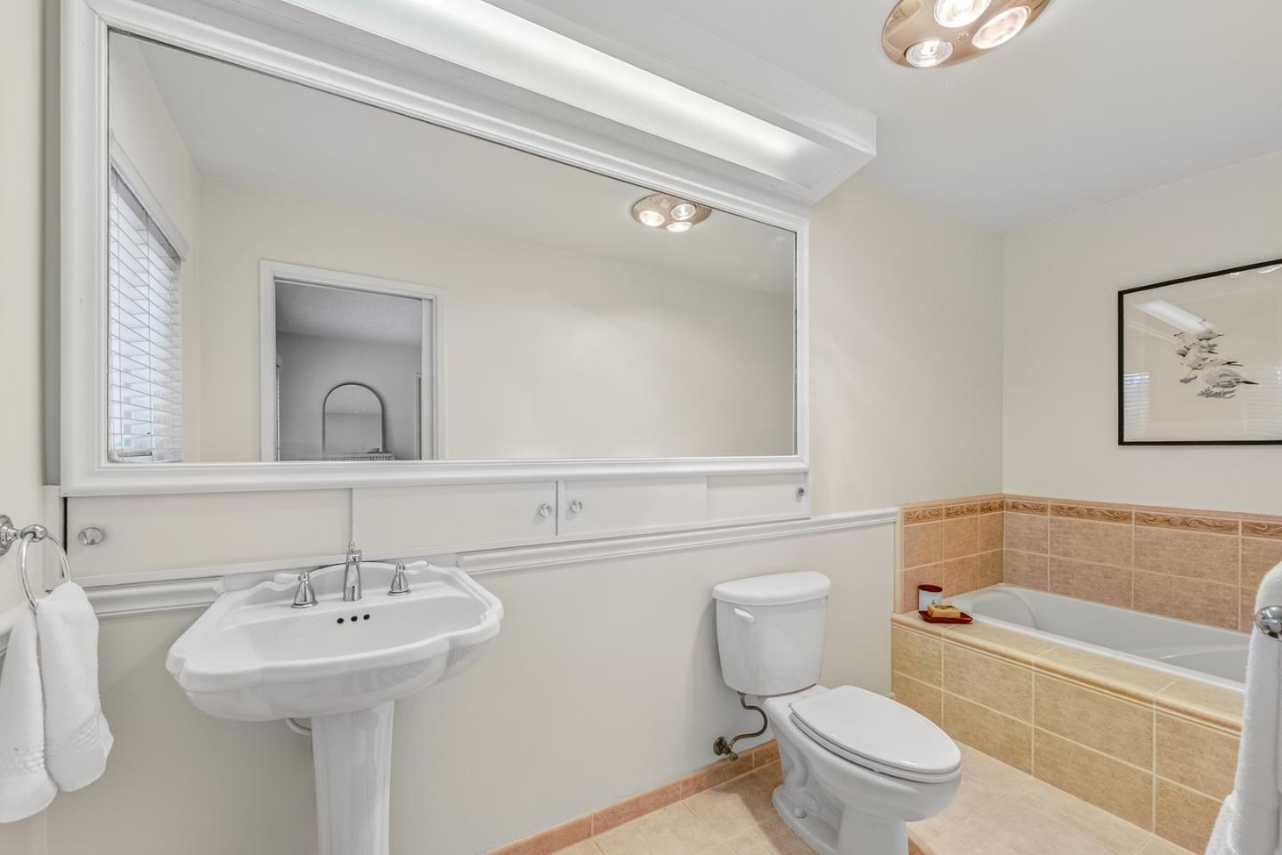 Detail Gallery Image 23 of 28 For 25601 Carmel Knolls Dr, Carmel,  CA 93923 - 2 Beds | 2 Baths