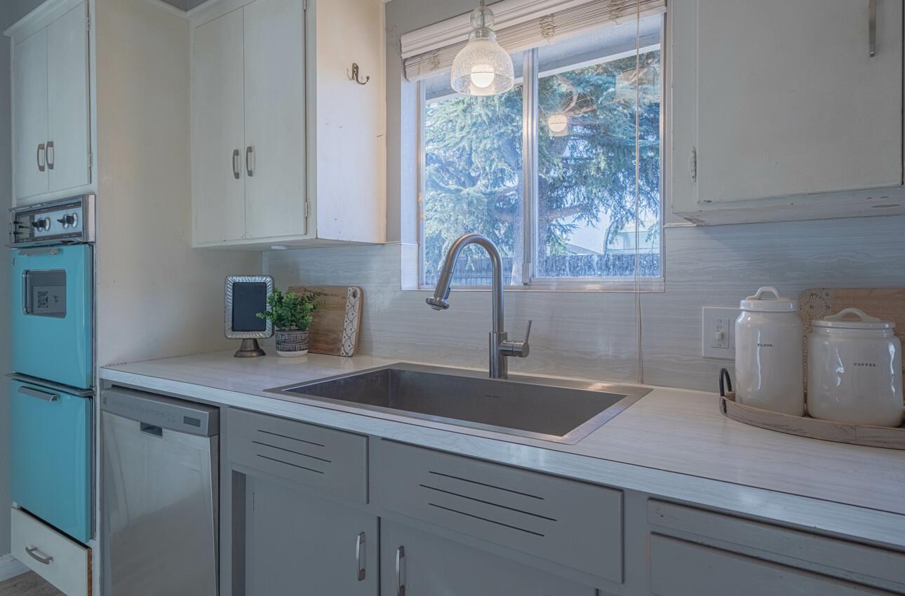 Detail Gallery Image 21 of 41 For 1361 Westward Dr, Hollister,  CA 95023 - 3 Beds | 2 Baths