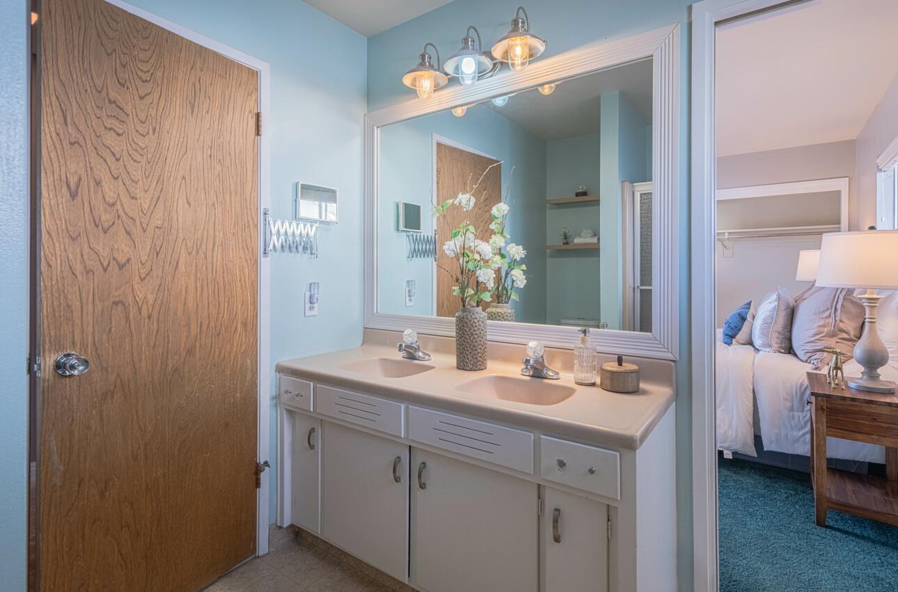 Detail Gallery Image 29 of 41 For 1361 Westward Dr, Hollister,  CA 95023 - 3 Beds | 2 Baths