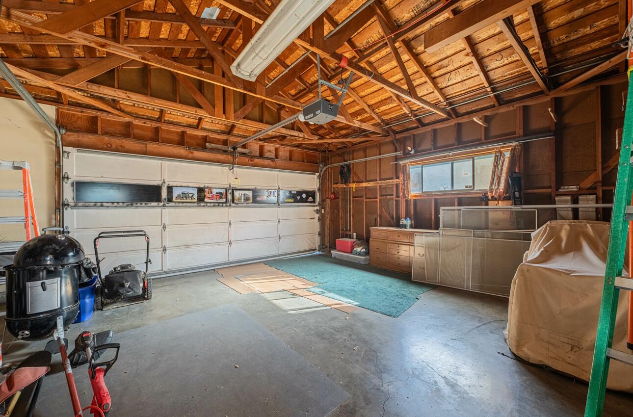 Detail Gallery Image 40 of 41 For 1361 Westward Dr, Hollister,  CA 95023 - 3 Beds | 2 Baths