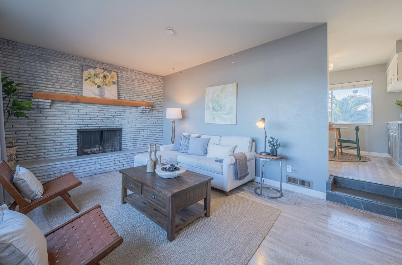 Detail Gallery Image 8 of 41 For 1361 Westward Dr, Hollister,  CA 95023 - 3 Beds | 2 Baths