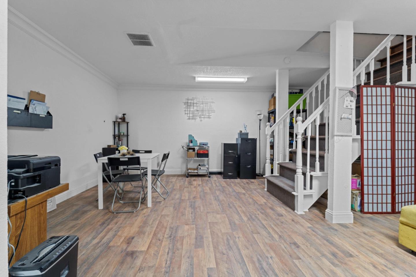 Detail Gallery Image 16 of 21 For 250 Meridian Ave, San Jose,  CA 95126 - 4 Beds | 1/1 Baths