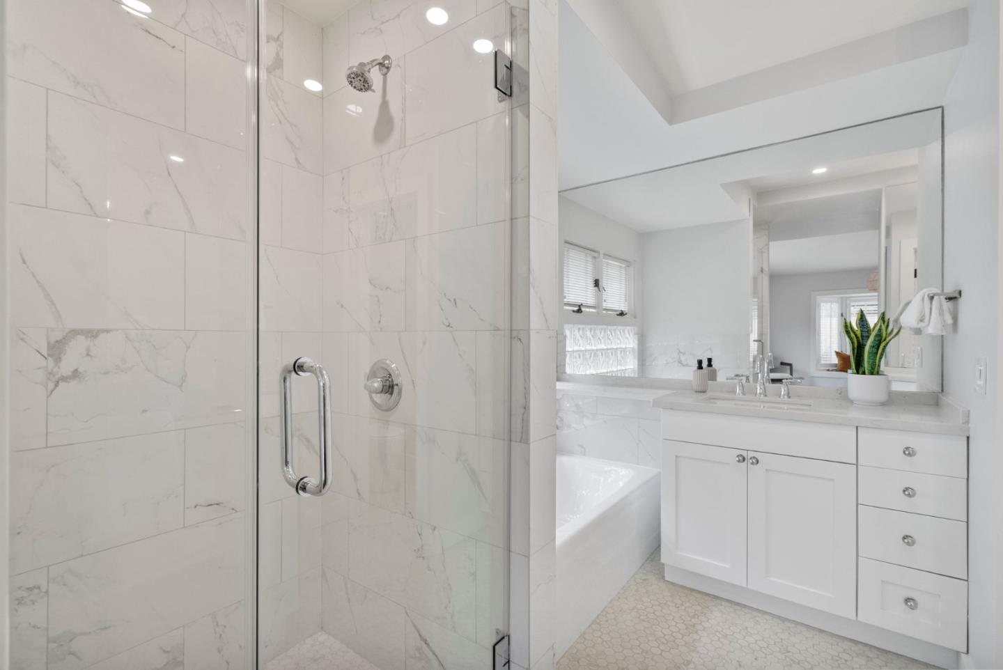 Detail Gallery Image 16 of 35 For 329 San Rafael Ave, Belvedere Tiburon,  CA 94920 - 3 Beds | 3 Baths