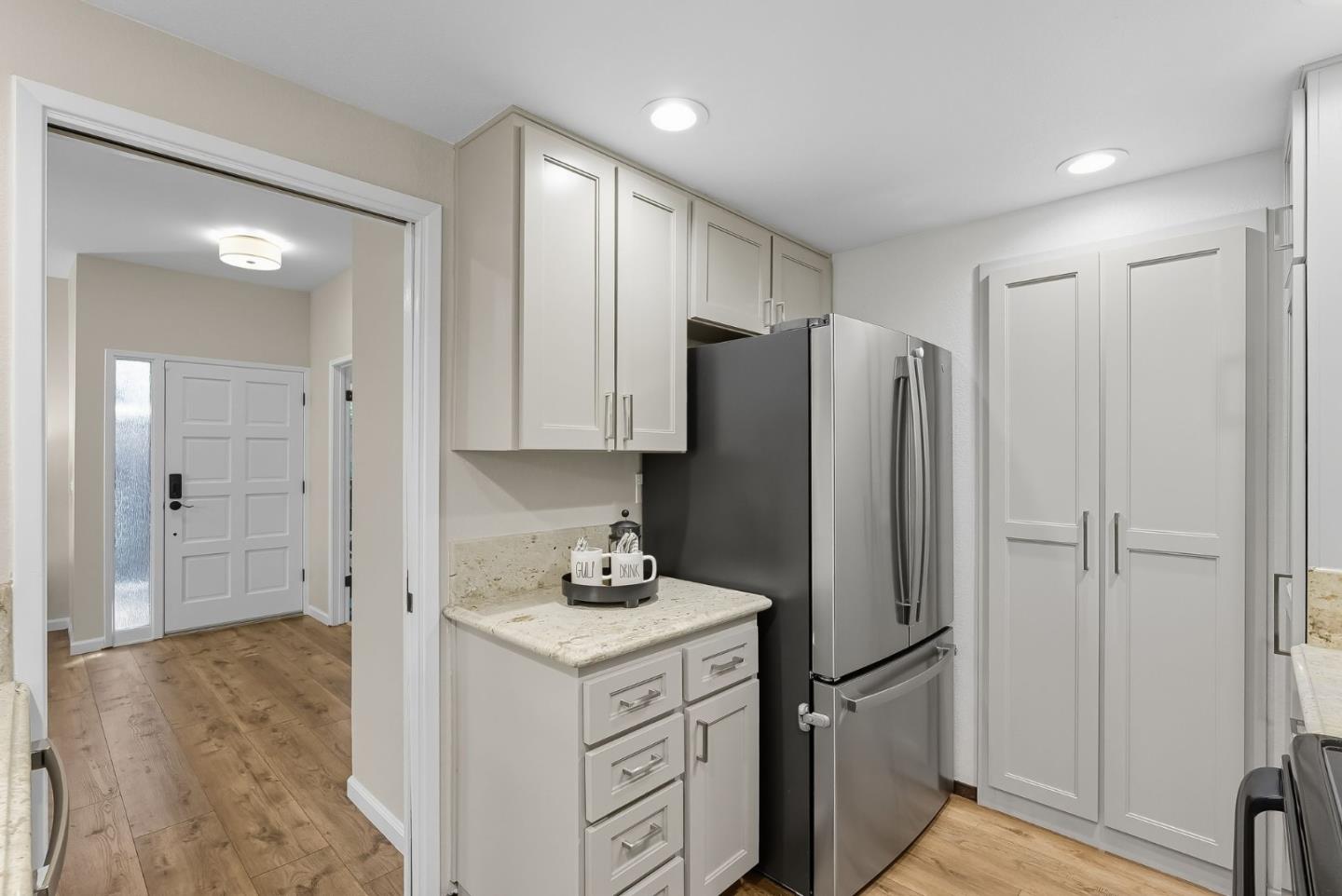 Detail Gallery Image 14 of 54 For 1831 Ashmeade Ct, San Jose,  CA 95125 - 2 Beds | 2 Baths