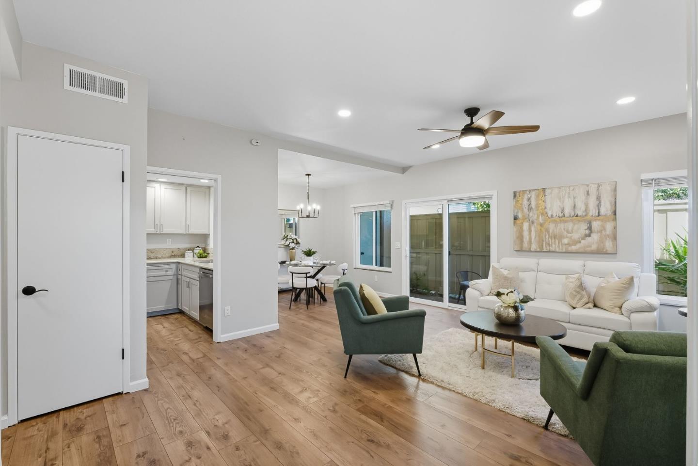 Detail Gallery Image 9 of 54 For 1831 Ashmeade Ct, San Jose,  CA 95125 - 2 Beds | 2 Baths