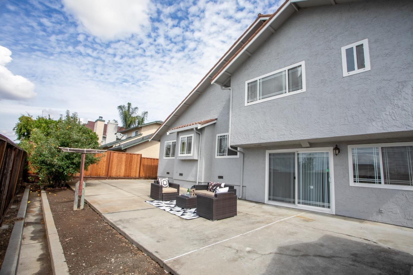 Detail Gallery Image 9 of 60 For 3123 Oakgate Way, San Jose,  CA 95148 - 4 Beds | 3 Baths