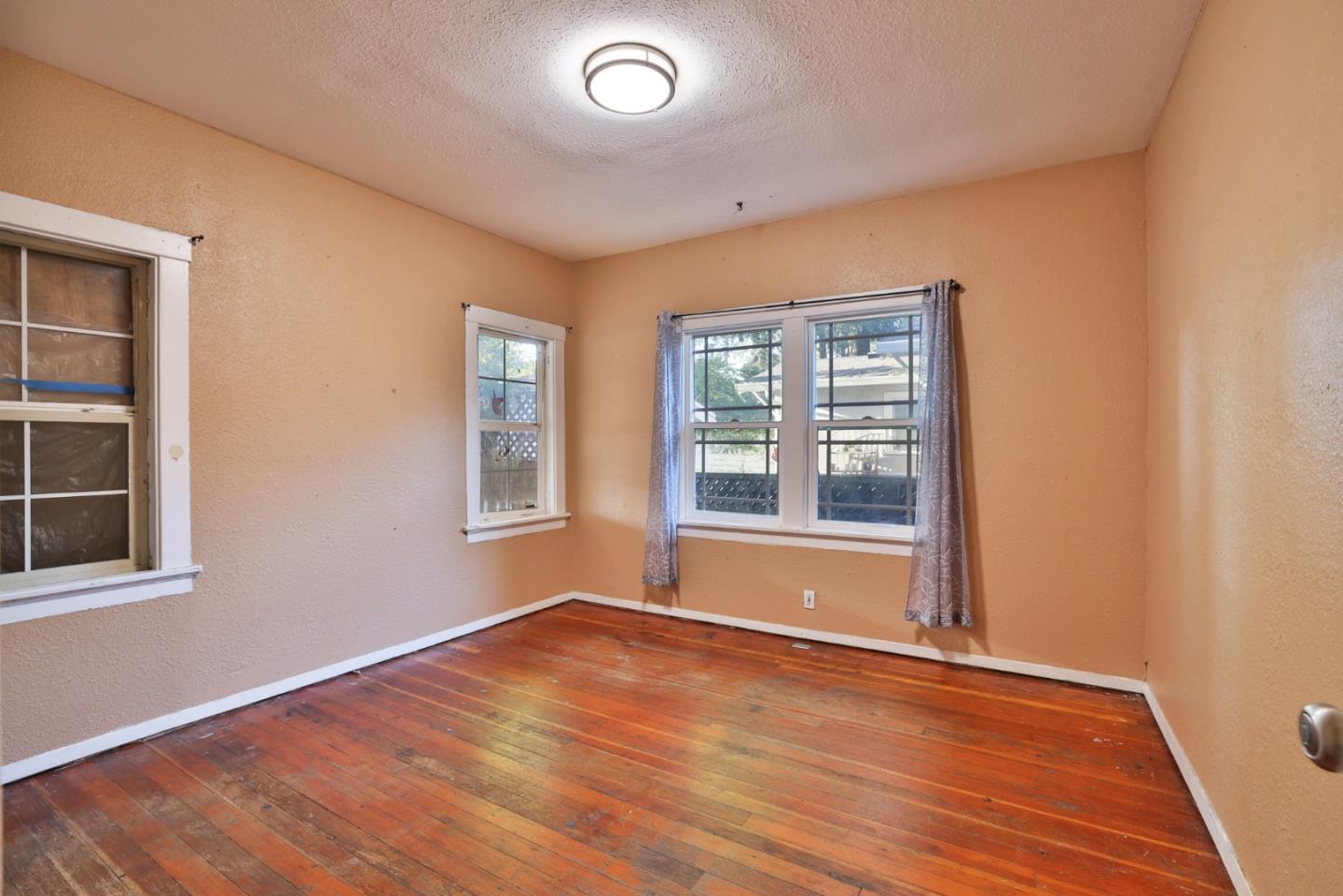 Detail Gallery Image 14 of 31 For 1025 Delmas Ave, San Jose,  CA 95125 - 3 Beds | 1 Baths